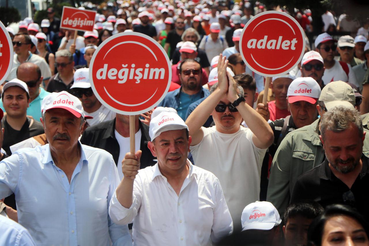 Tanju Özcan: Yüzde 99 ihtimalle CHP'ye döneceğim
