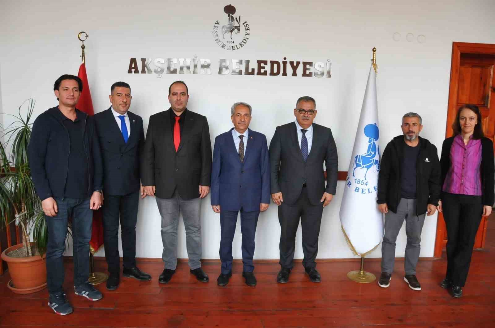 Akşehir Belediyesi’nden kadrolu işçilerine 8 bin 77 lira zam