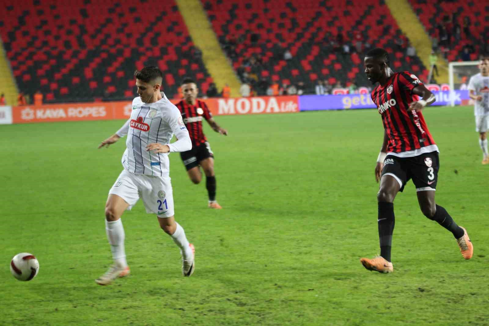 Trendyol Süper Lig: Gaziantep FK: 2 - Ç.Rizespor: 0 (Maç Sonucu)