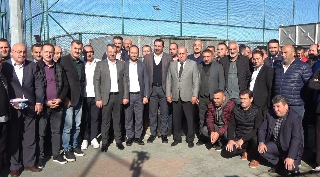 Trabzonspor’dan 64 amatör spor kulübüne malzeme yardımı