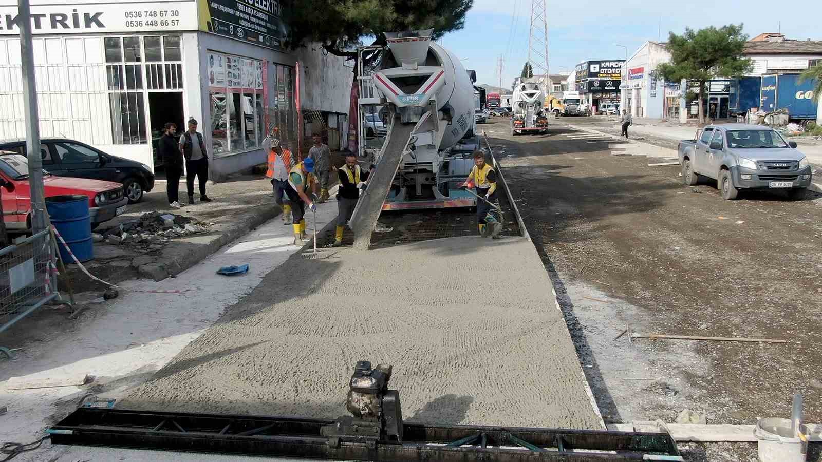 Sanayi bölgeleri beton yollarla kaplanıyor