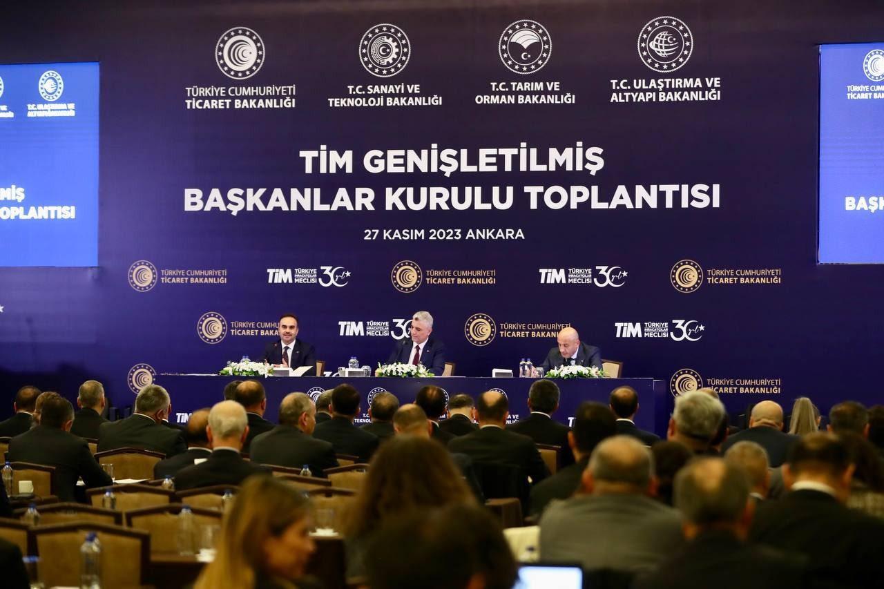 Türkiye'den 240 milyar dolarlık sanayi ihracatı