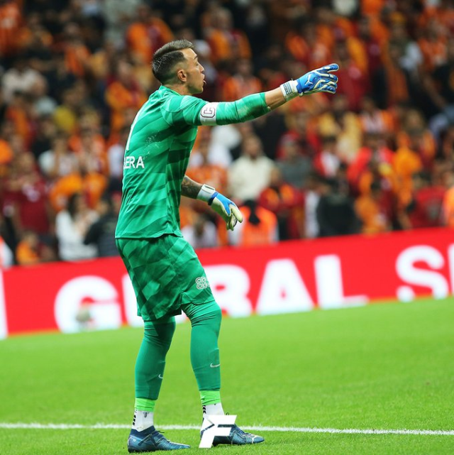Son Dakika: Zaha'nın gecesi! Galatasaray, Süper Lig'in 11. haftasında Kasımpaşa'yı 2-1 yendi