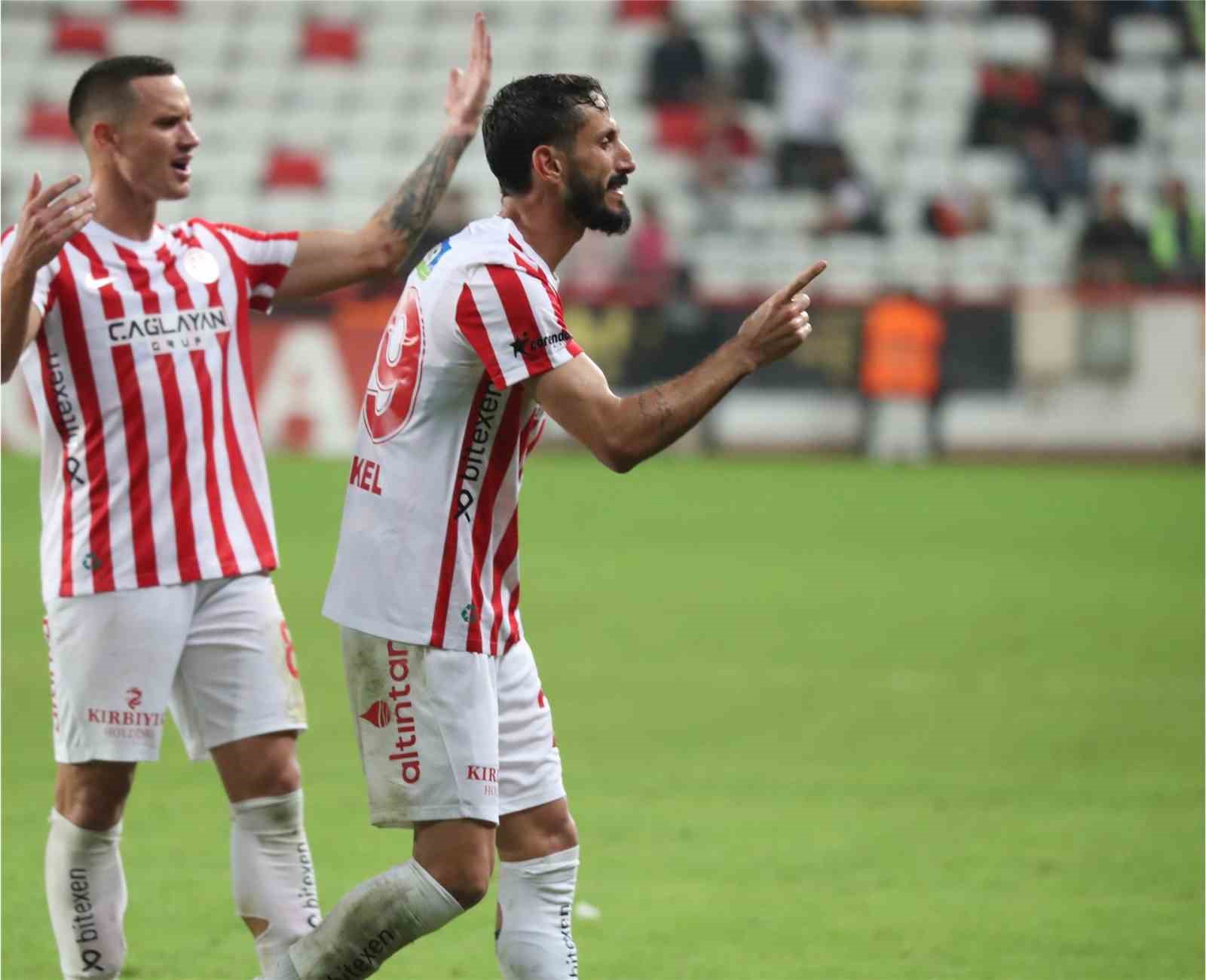 Antalyaspor’da Jehezkel 4 attı, 6 kazandırdı