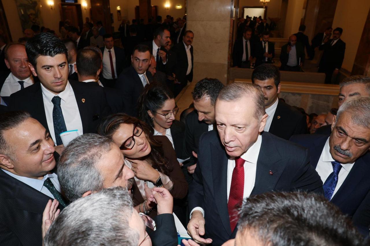 Gazeteciler Cumhurbaşkanı Erdoğan'dan yeşil pasaport talep etti