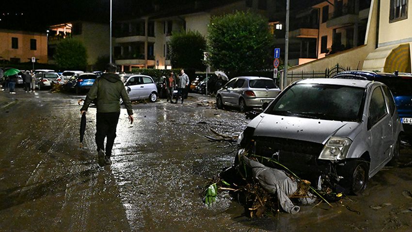 İtalya'da şiddetli yağmur nedeniyle 3 kişi öldü, 7 kişi kayıp