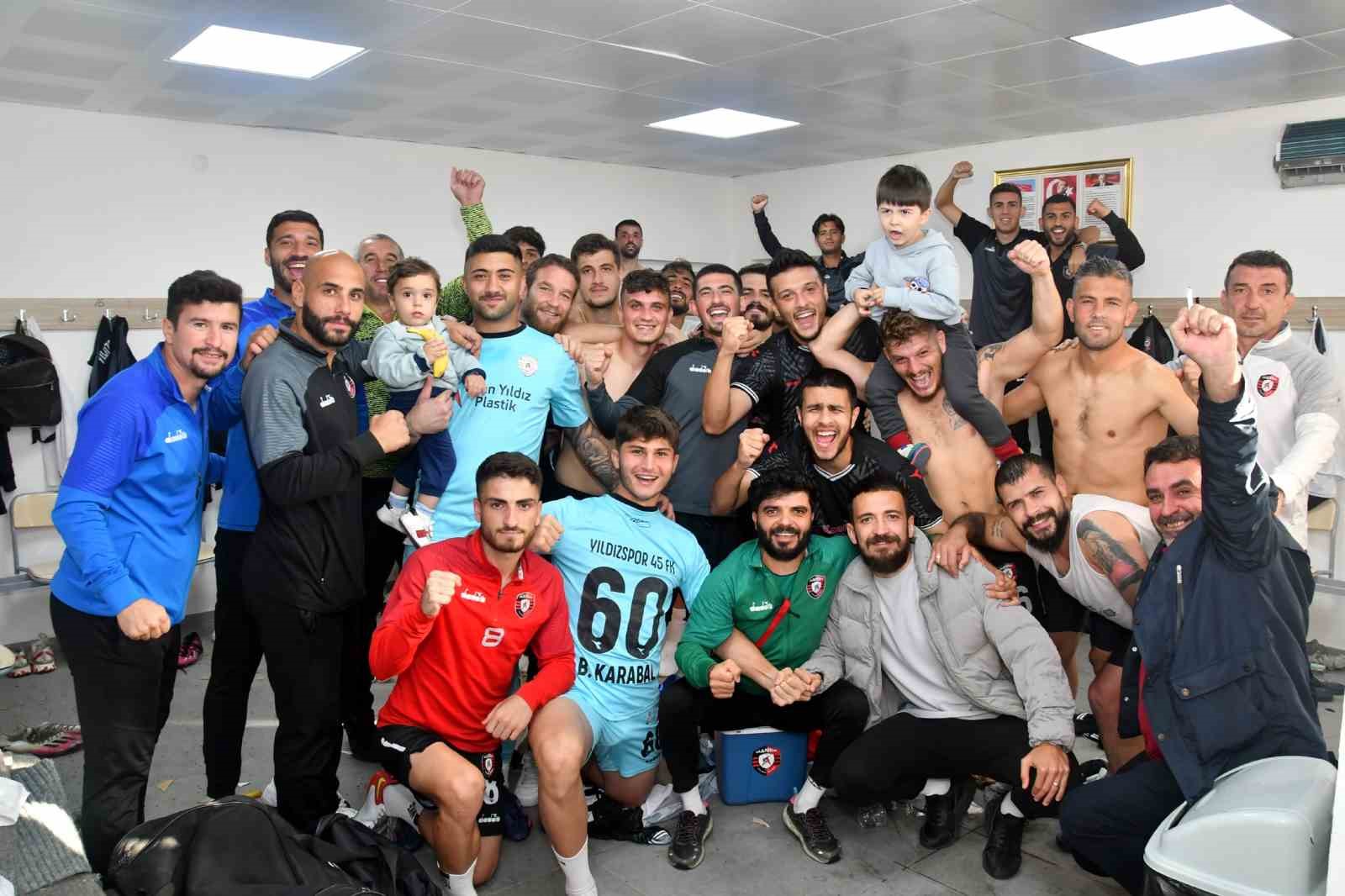 Yıldızspor 45 FK BAL’da zirveye çıktı