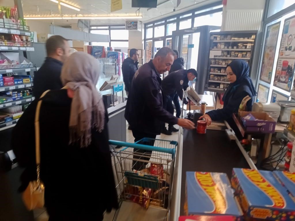 Erciş Belediyesinden marketlere fahiş fiyat ve gramaj denetimi