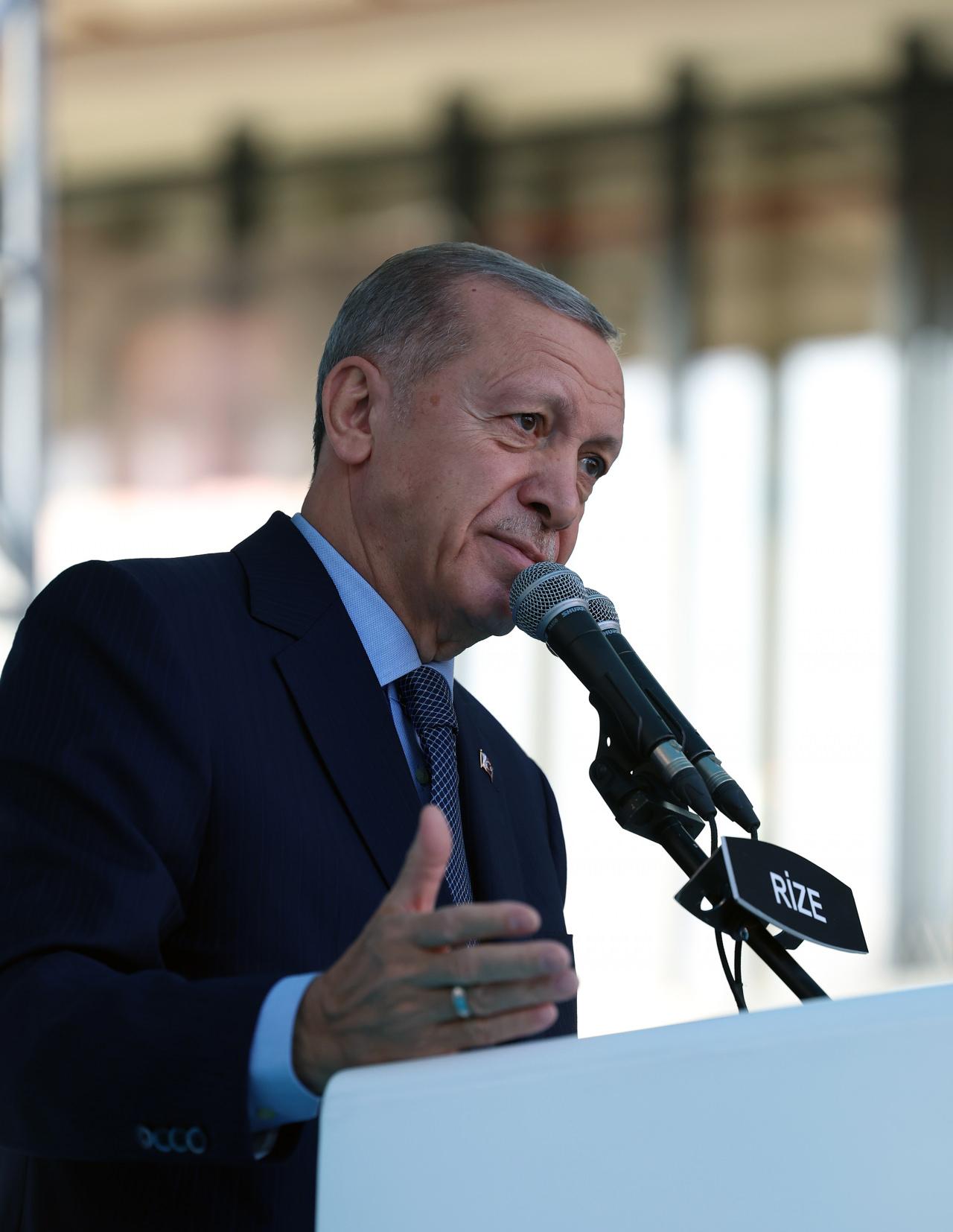Cumhurbaşkanı Erdoğan'dan Özgür Özel için ilk yorum