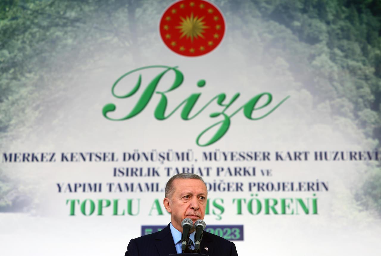 Cumhurbaşkanı Erdoğan'dan Özgür Özel için ilk yorum