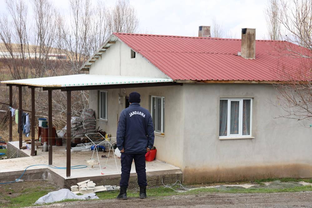 Elazığ'da 'sudan sebep'ten muhtar ve köylüler arasında silahlı kavga: 2 yaralı