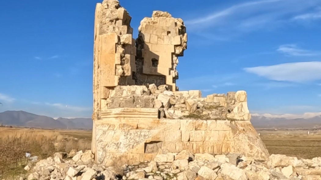 Kara Yusuf Bey Kümbeti aslına uygun şekilde restore edilecek