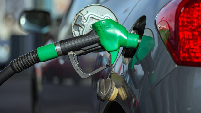 Petrol fiyatları son 5 ayın dip seviyelerinde! Akaryakıta indirim göründü