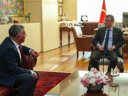 Başkan Kepenek, CHP lideri Özel ile bir araya geldi