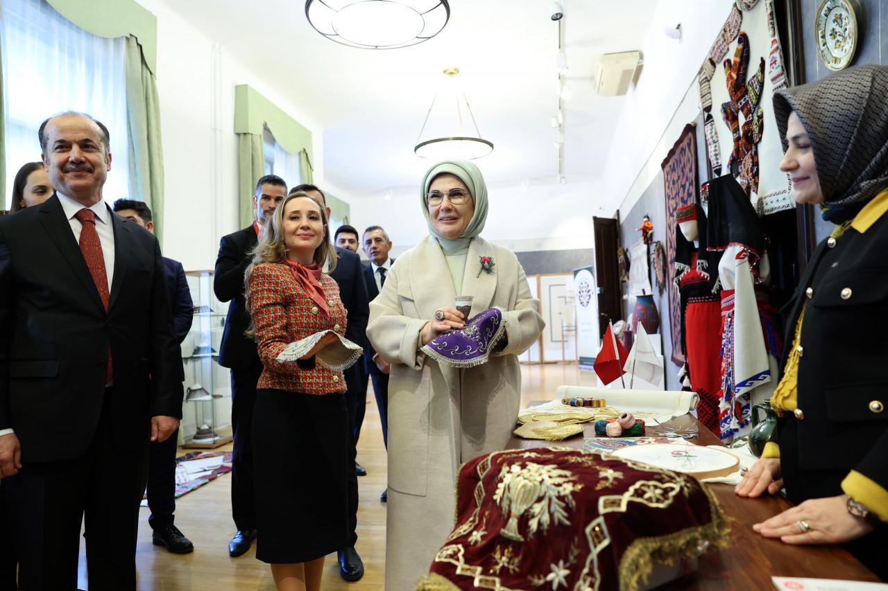 Emine Erdoğan Macaristan'da ziyaretlerde bulundu