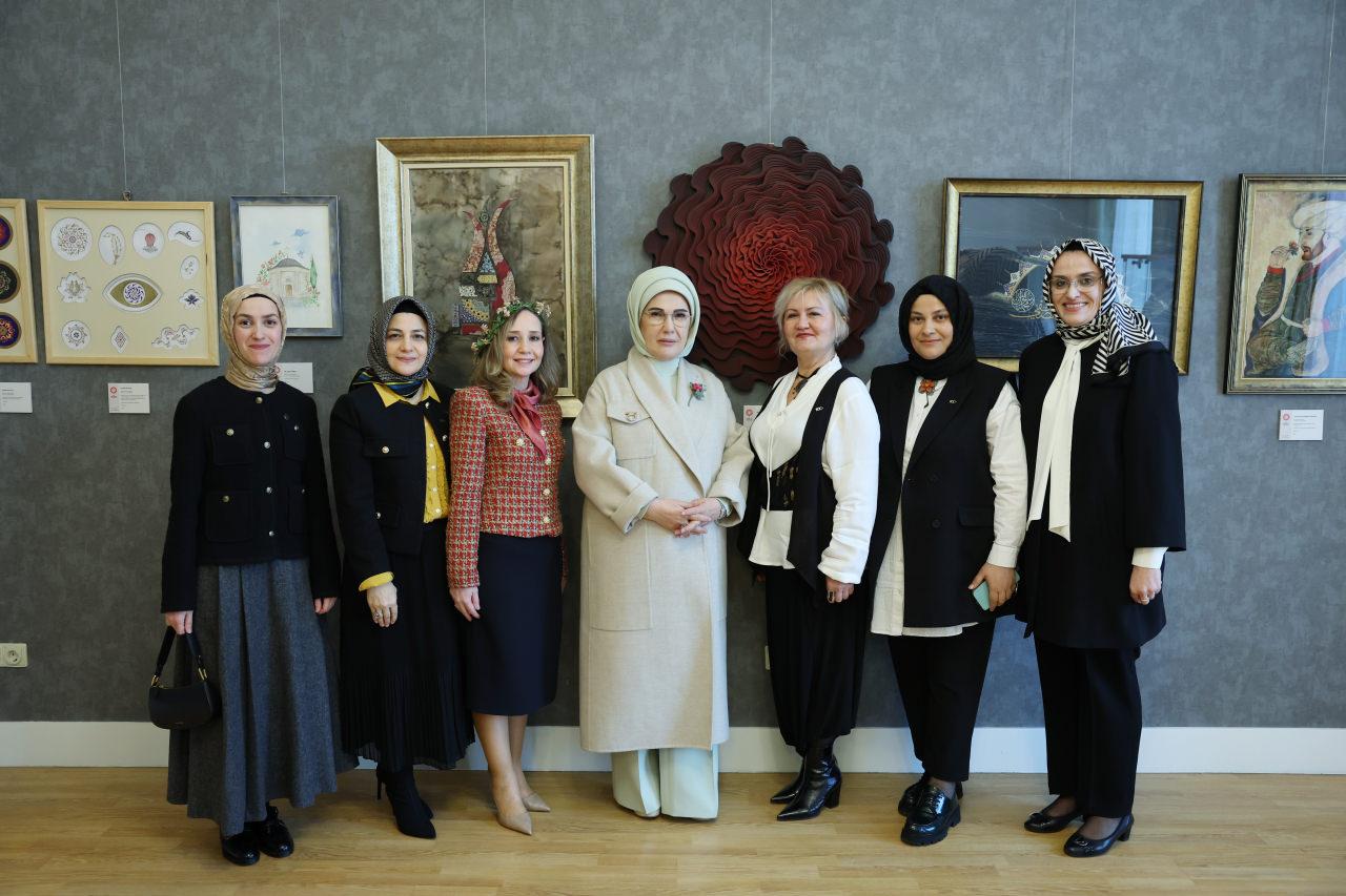 Emine Erdoğan Macaristan'da ziyaretlerde bulundu