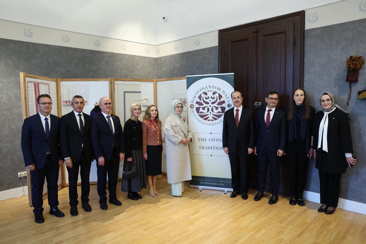Emine Erdoğan Macaristan'da ziyaretlerde bulundu