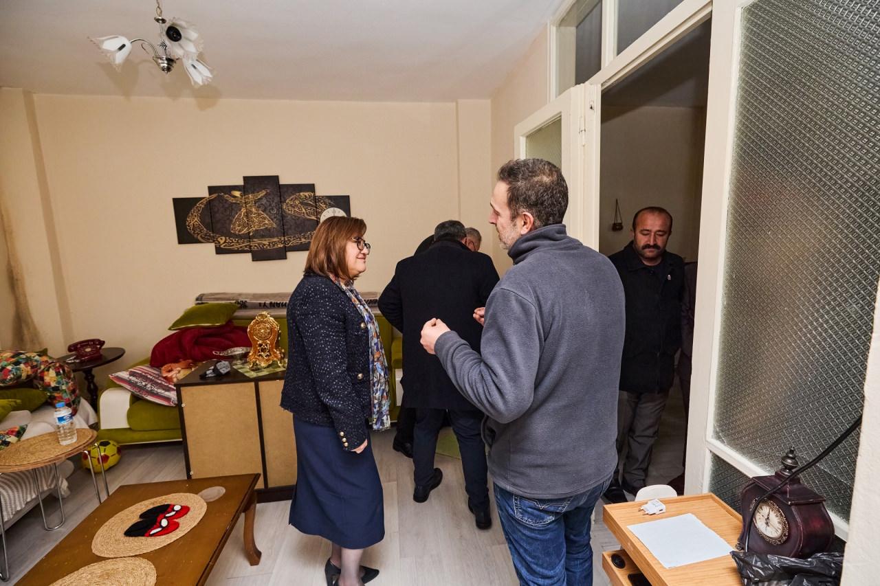 Gaziantep Büyükşehir'den su baskını olan evlere destek! Başkan Şahin tek tek ziyaret etti