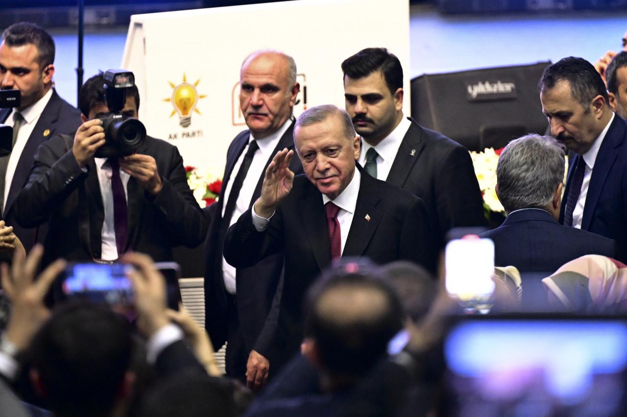 Başkan Erdoğan'dan CHP'ye sert tepki! 'Bölücü örgüt uzantılarının yanında konumlanıyorlar'
