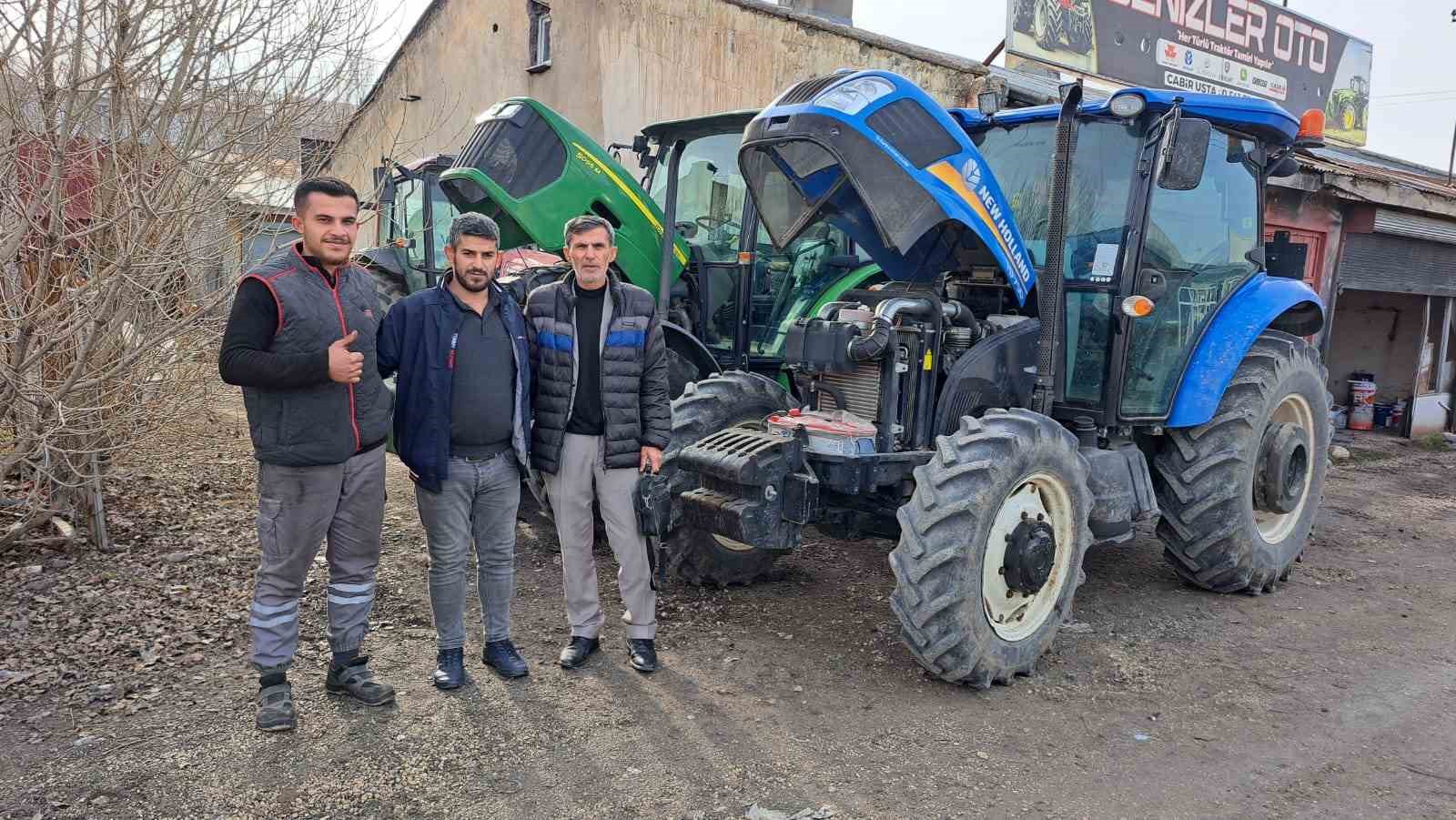 Tarım memleketi Adilcevaz’da traktör bakımı