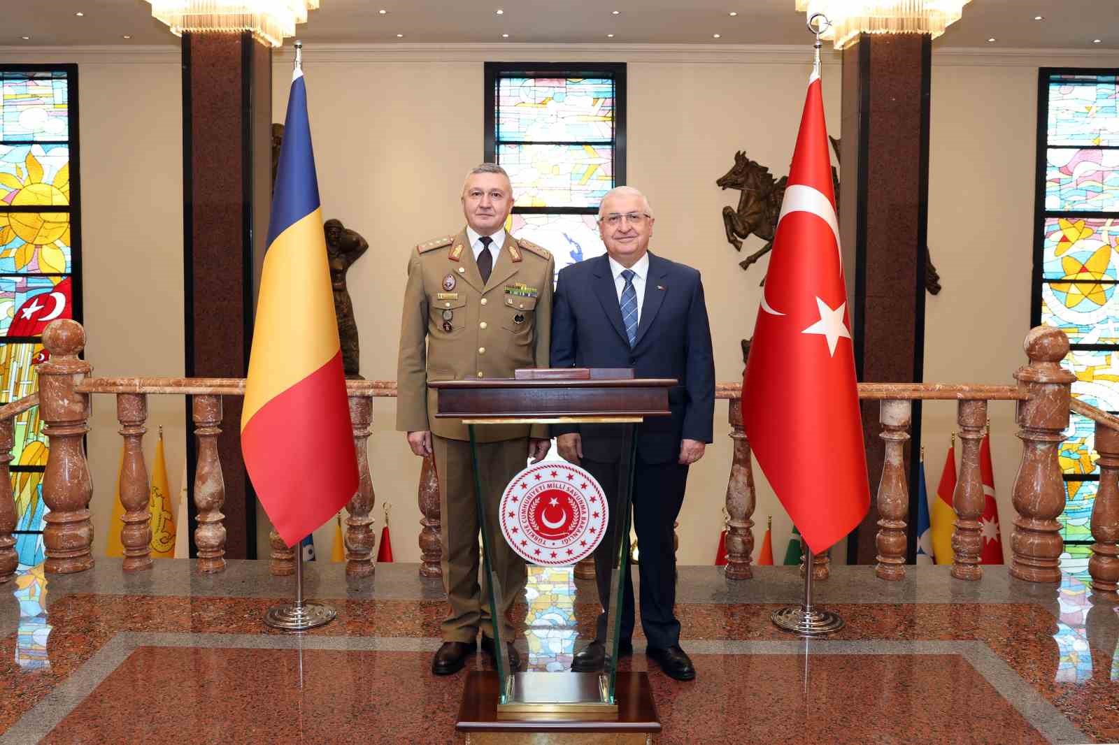 Bakan Güler, Romanya Genelkurmay Başkanı Vlad’ı kabul etti