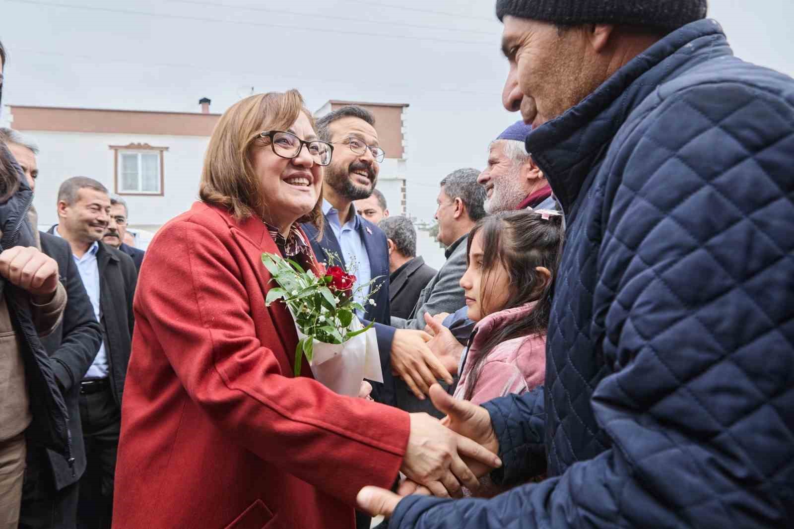 Şahin, hafta sonu Gaziantep köylerinde vatandaşlarla bir araya geldi