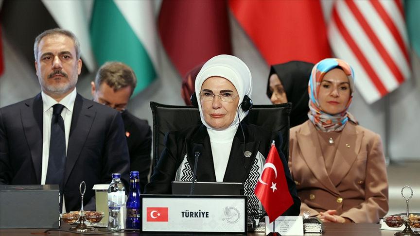 2023'e Emine Erdoğan damgası! Tarihe geçti!