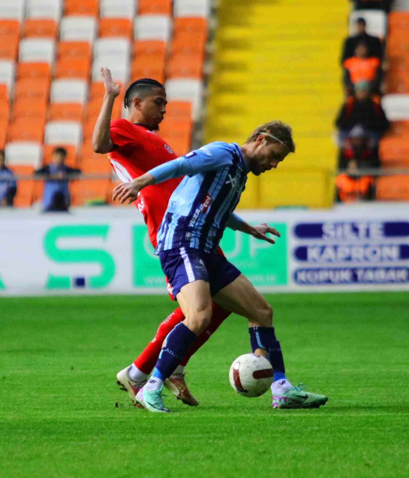 Trendyol Süper Lig: Y. Adana Demirspor: 0 - A. Hatayspor: 0 (Maç devam ediyor)