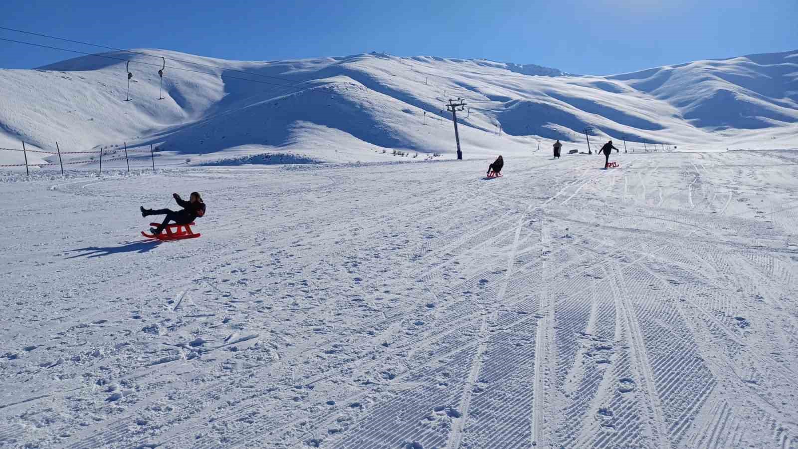 Abalı Kayak Merkezi’nde sezon açıldı