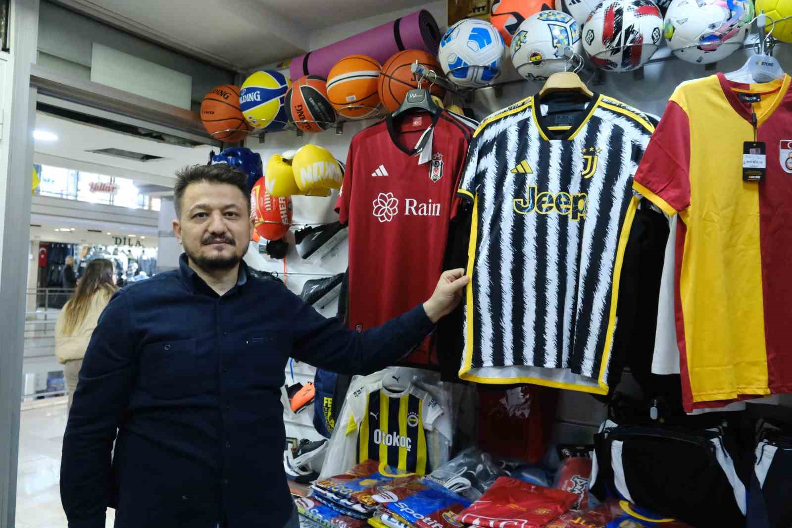 Kenan Yıldız sayesinde Juventus formasına yoğun ilgi