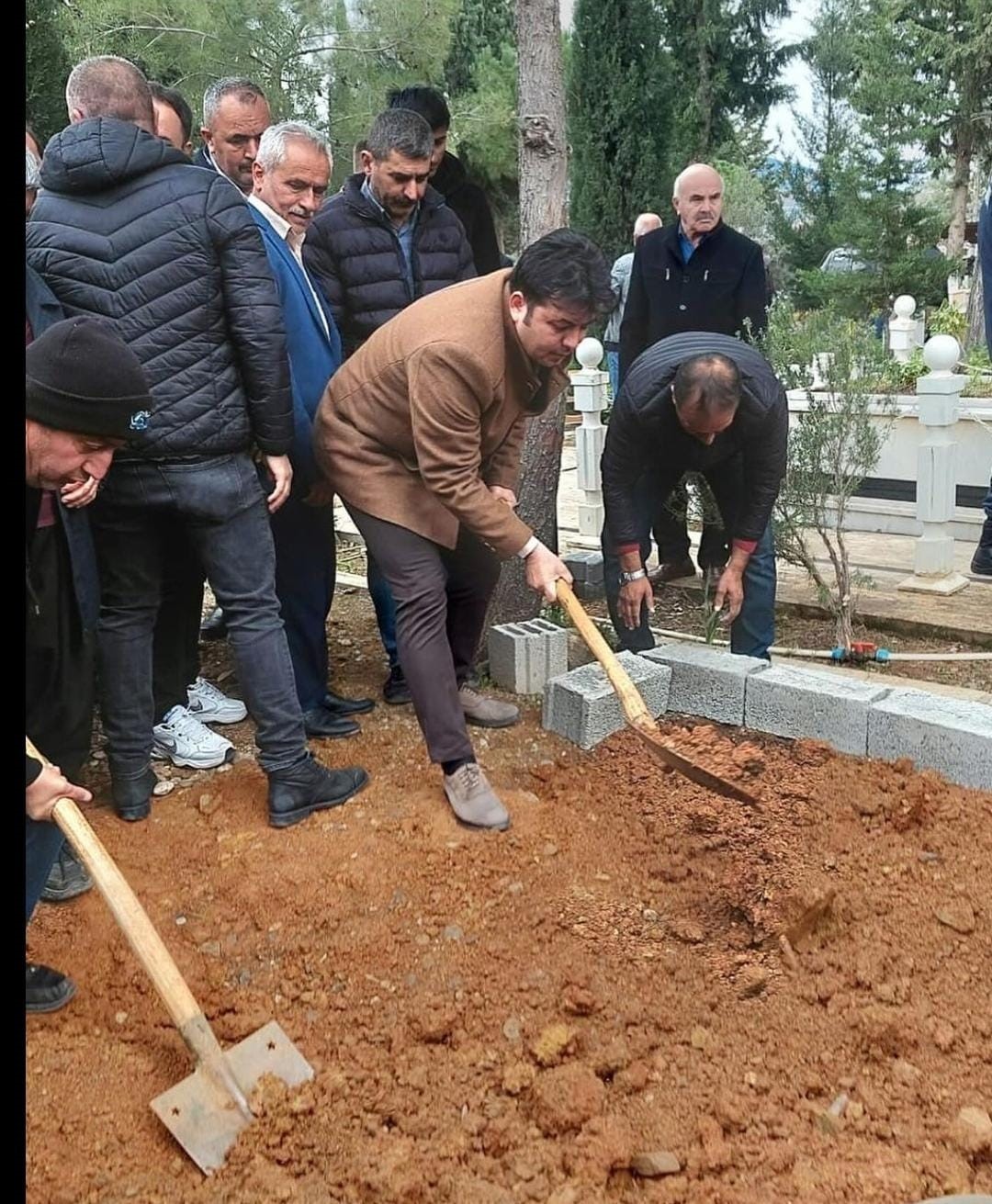 Şehit babası toprağa verildi