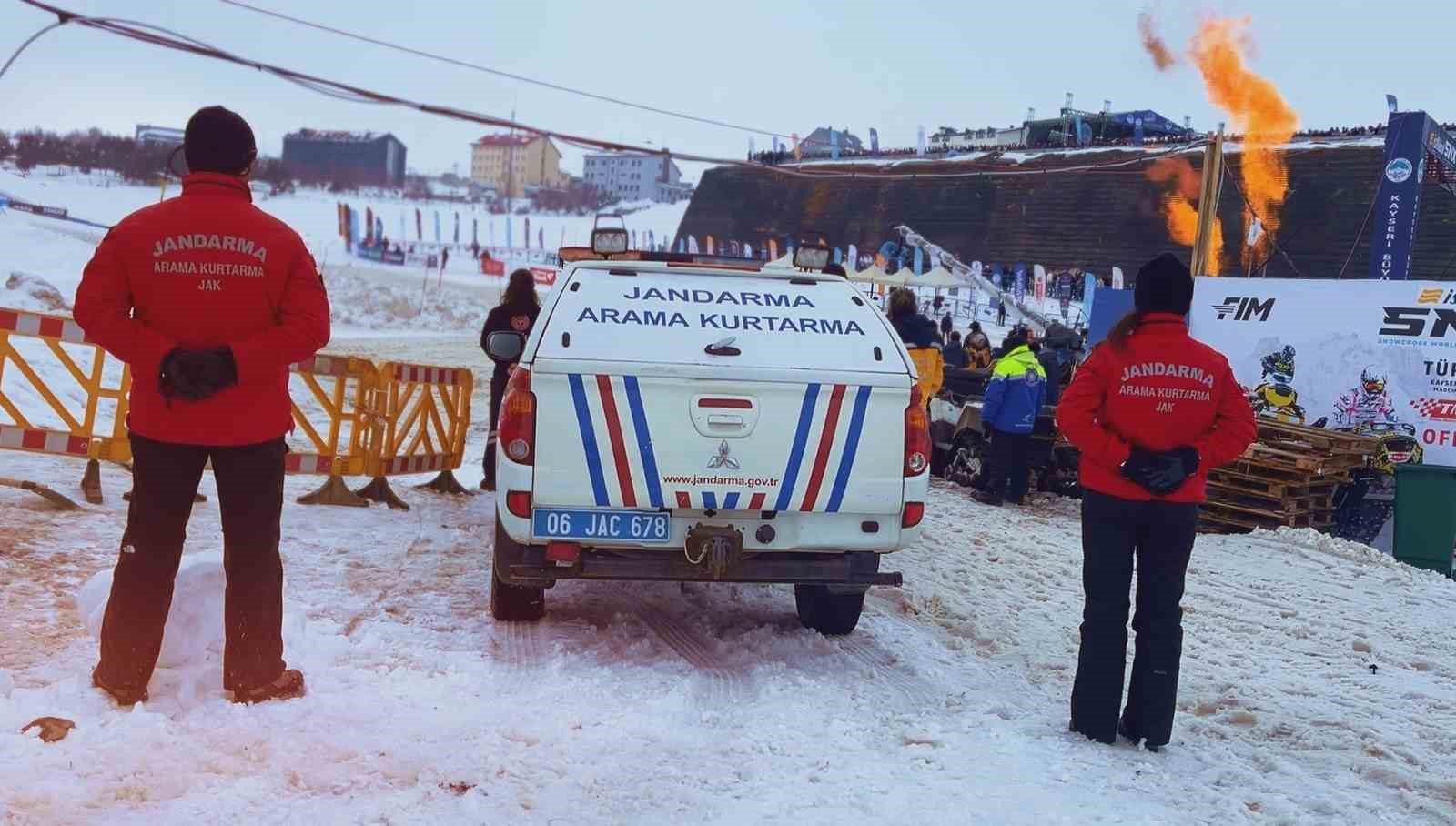 Dünya Kar Motosikleti Şampiyonası olaysız ve kazasız tamamlandı