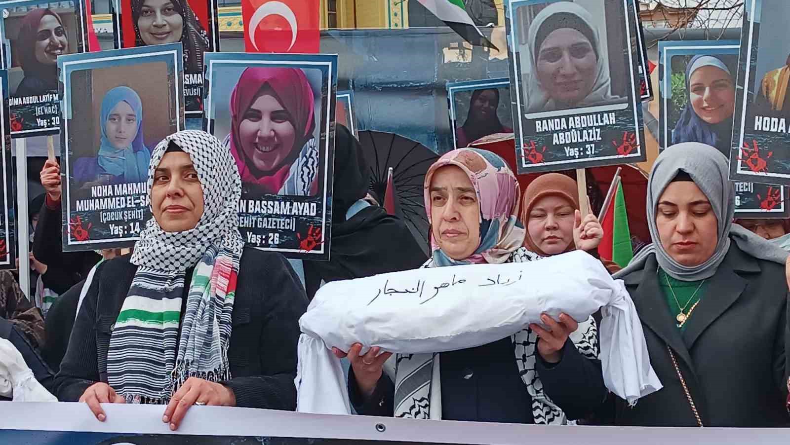 Kütahya’da kadınlar Gazze için yürüdü