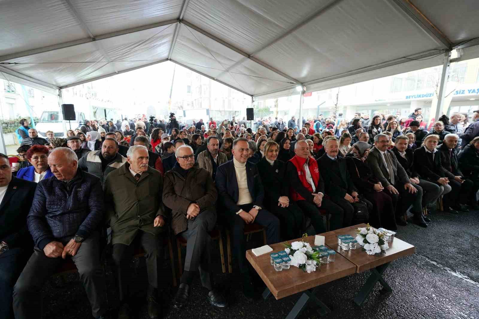 Beylikdüzü’nde Engelsiz Yaşam Merkezi açıldı