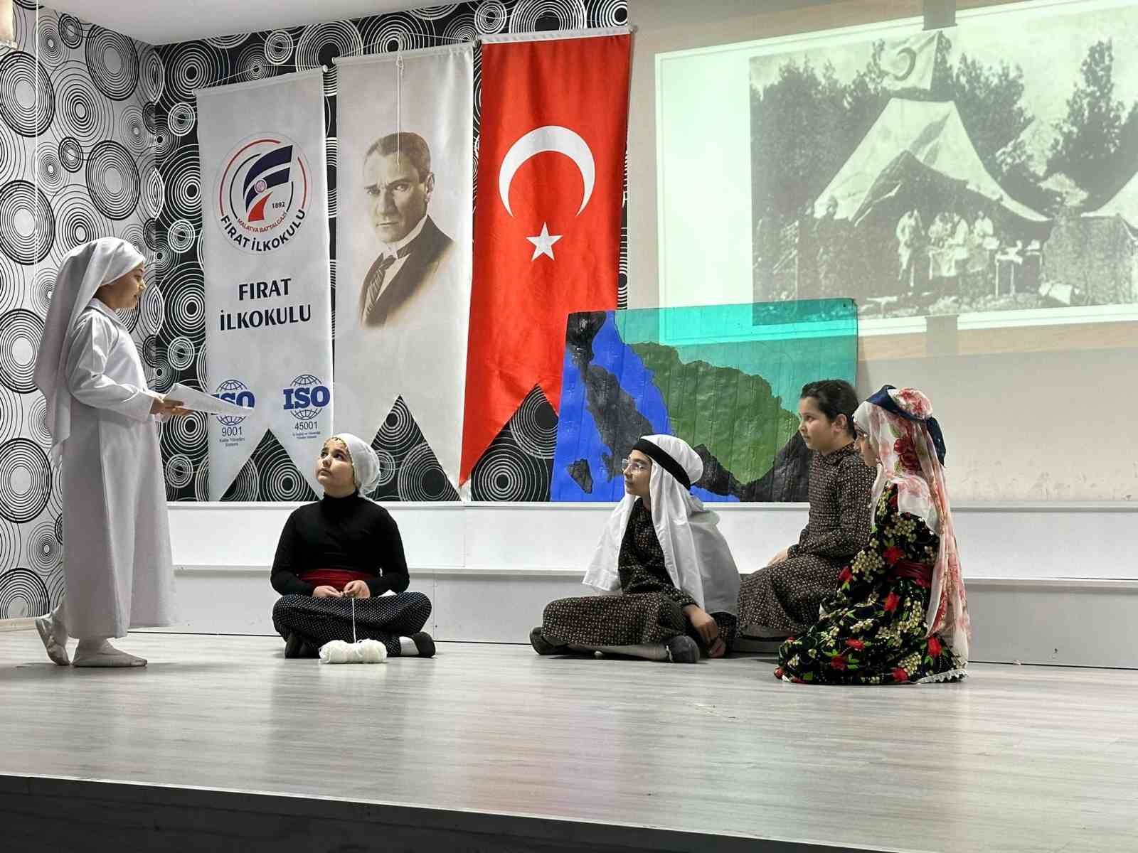 Çanakkale ruhunu sahneye taşıdılar