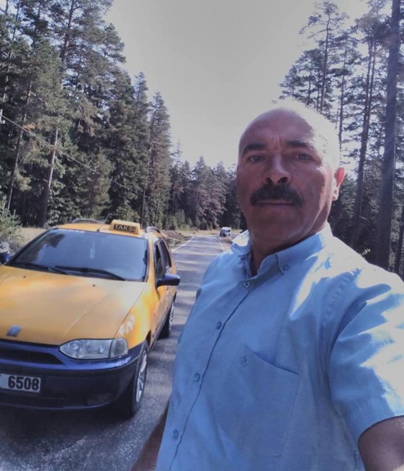 Ormanda aracına aldığı müşteri tarafından öldürülen taksi şoförü, toprağa verildi