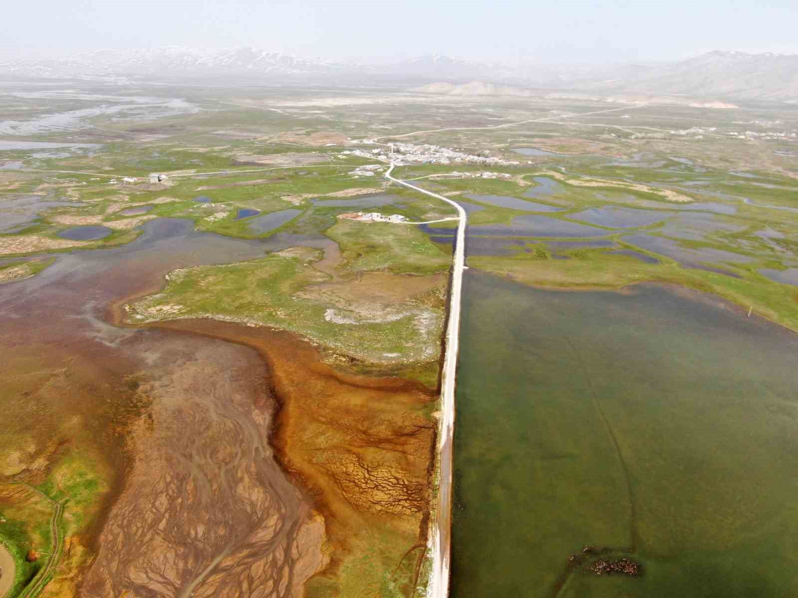 Kar suları eridi ovanın büyük bölümü sular altına kaldı