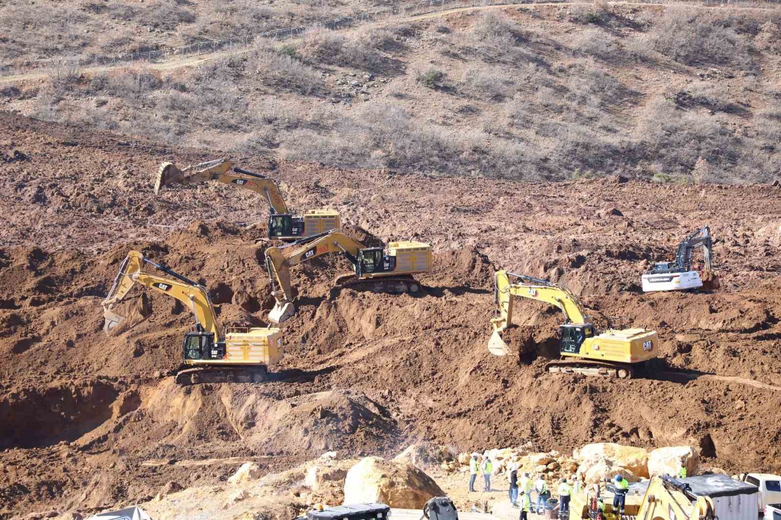 Erzincan İliç’teki maden kazasında 1 işçinin daha cansız bedenine ulaşıldı