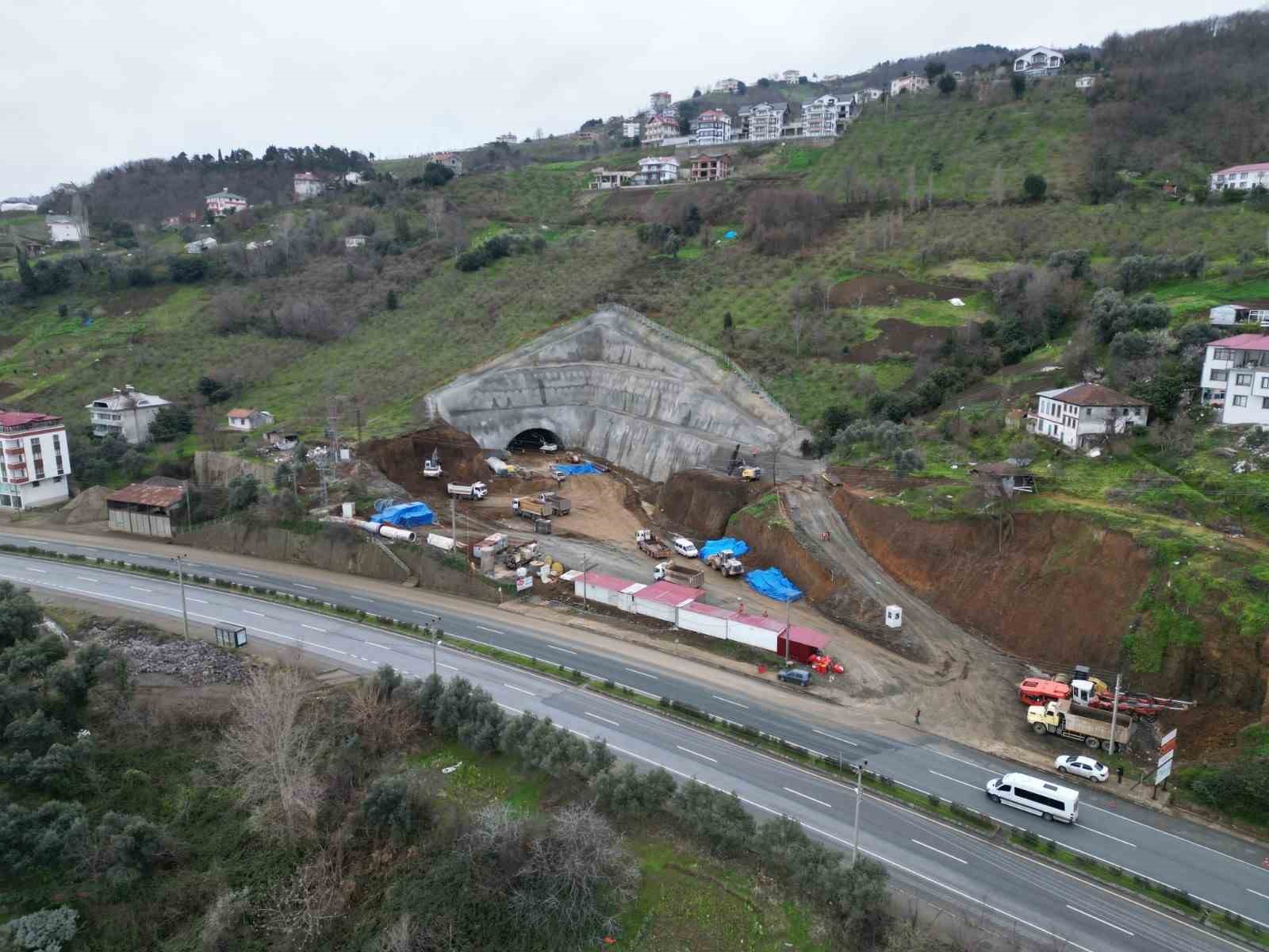 Dağlar delinecek, ilçeler birbirine tünelle bağlanacak