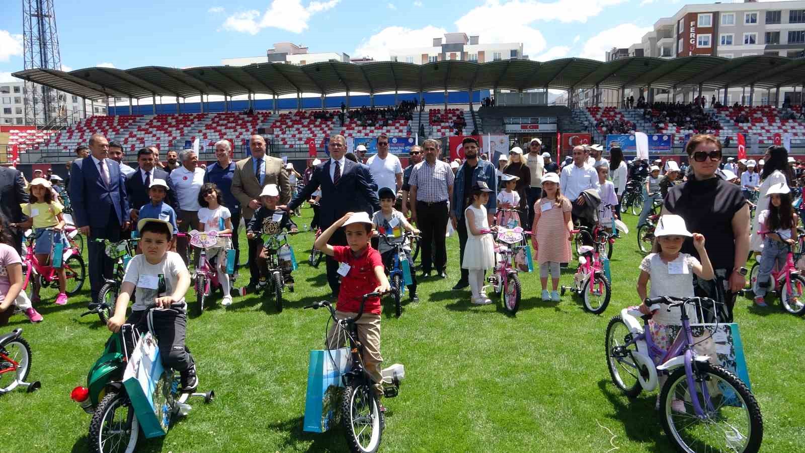 Spor Van projesinin kapanış töreni yapıldı