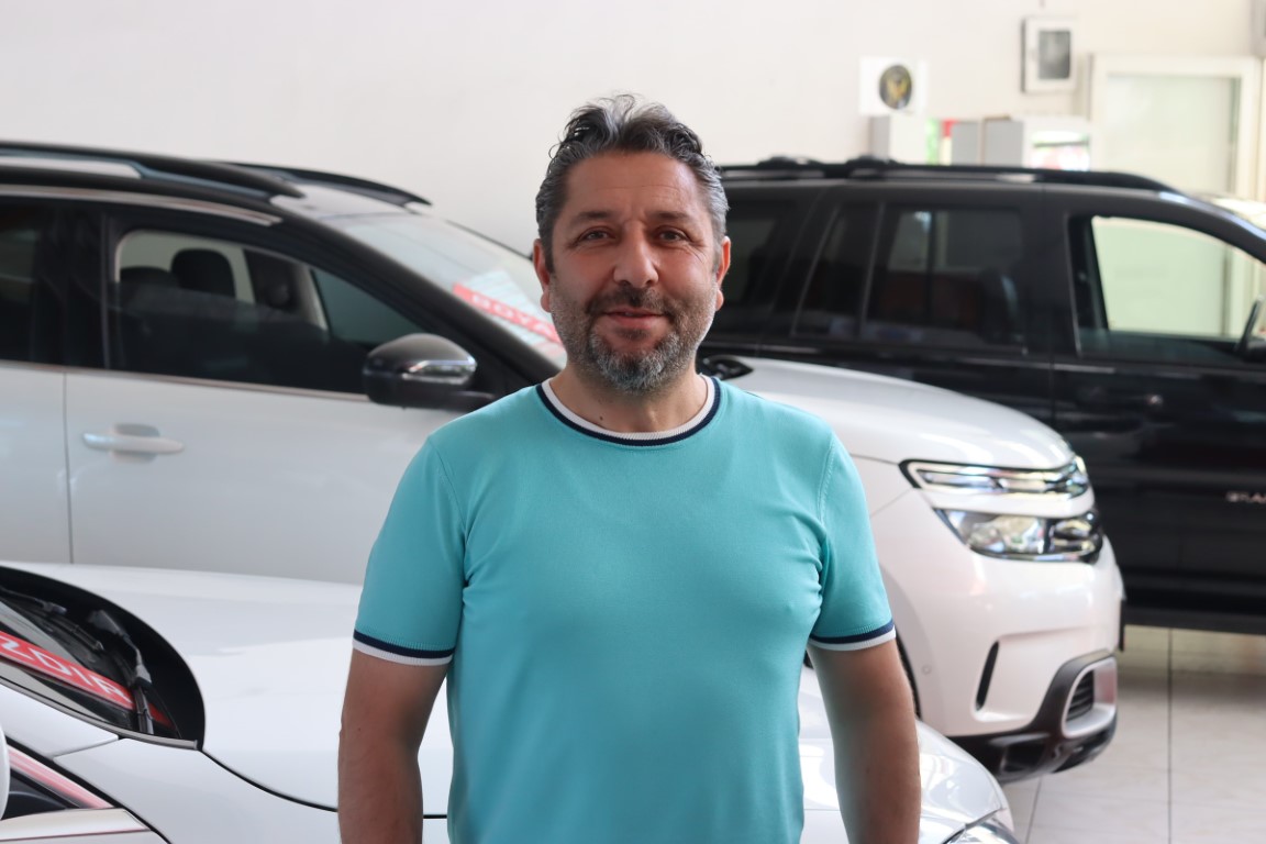 İkinci el otomobilde yaprak kımıldamıyor