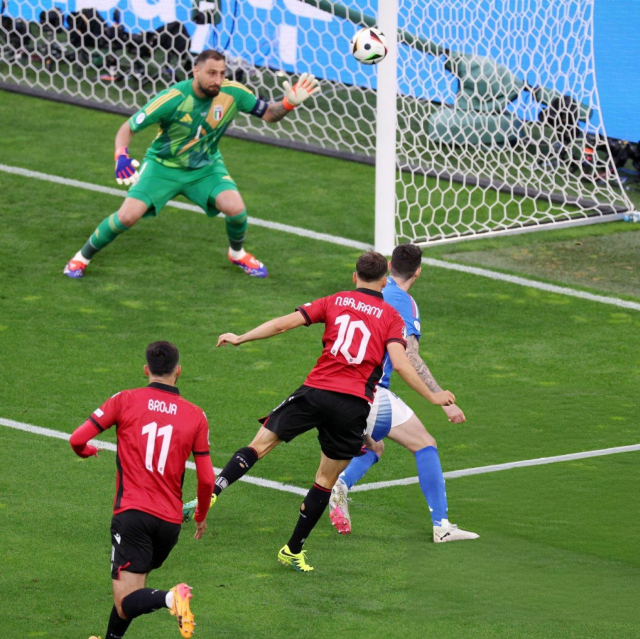 Turnuva tarihine geçen gol! Arnavutluk, İtalya'yı 23. saniyede avladı