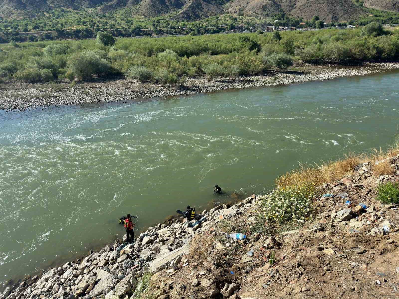 Murat Nehri’nde kaybolan çocuğun cansız bedeni bulundu