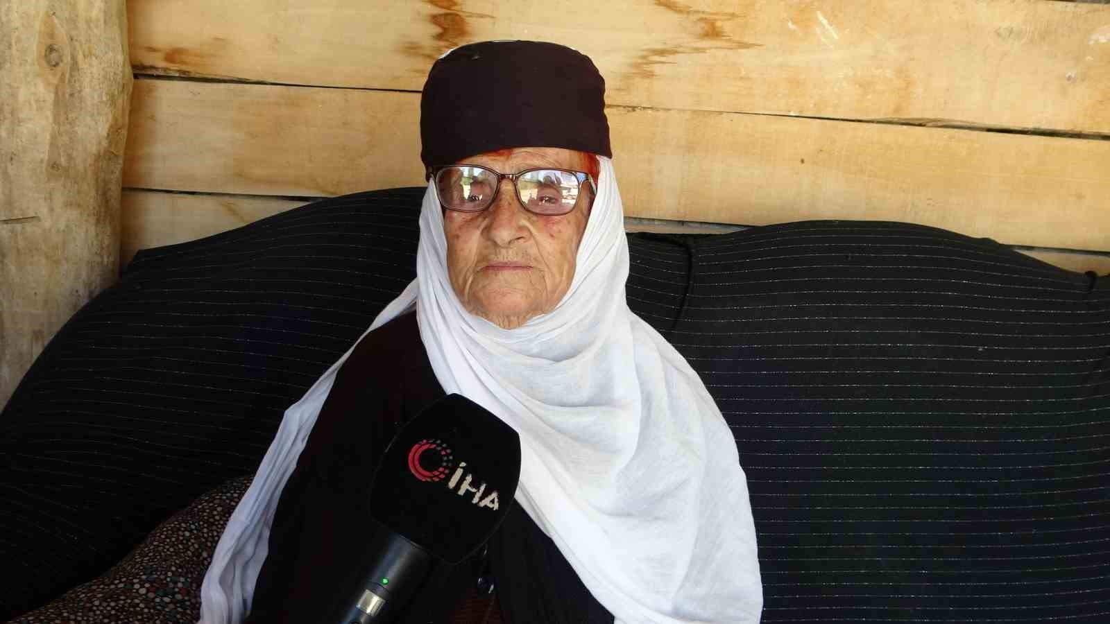 Torununun torununu gören 99 yaşındaki Zeynep Çınar 100’üncü yaşı için gün sayıyor