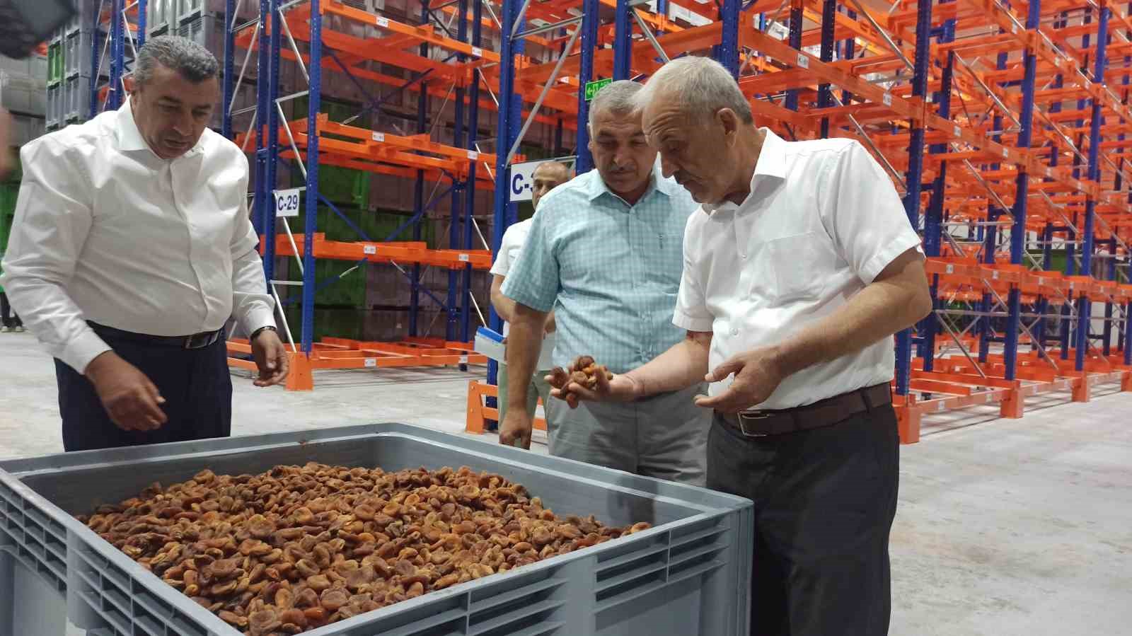 Malatya’da lisanslı depolar 2 haftada yaklaşık bin 500 ton ürün alımı yaptı