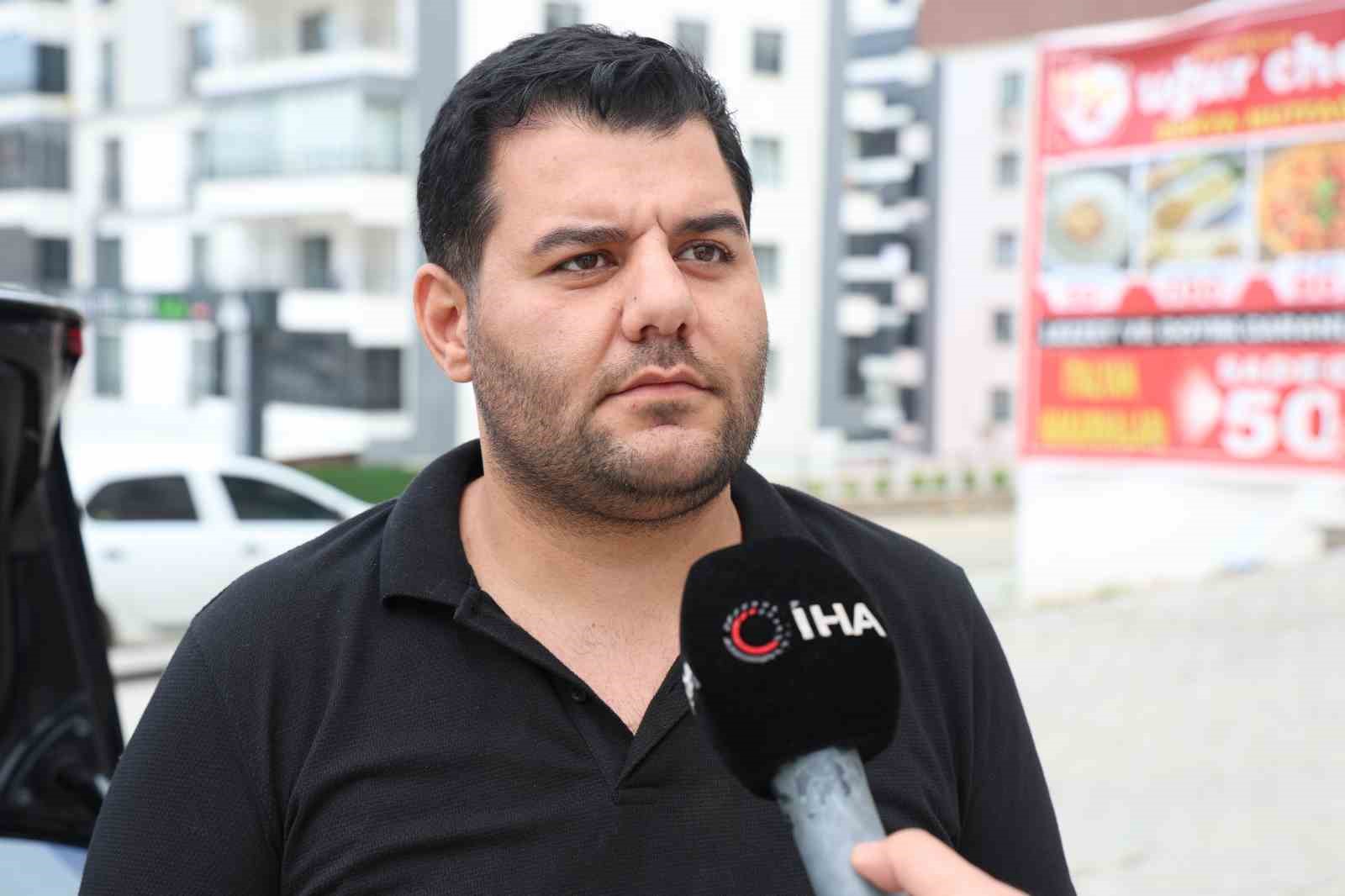 ’’Kimsenin ekmeğine taş koymak istemem ama’’ dedi, milyonluk aracını taşla doldurdu