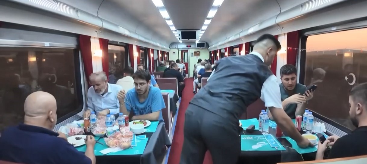 Ankara-Tatvan Turistik Treni ikinci seferine çıktı