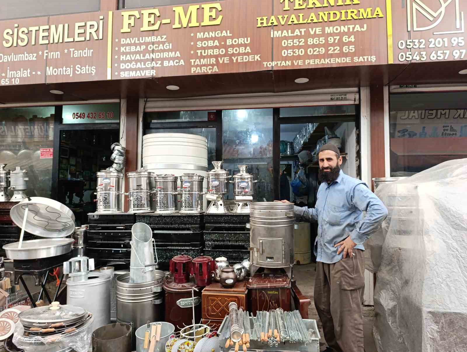 Van’da asırlık sobacılar çarşısında hareketlilik başladı