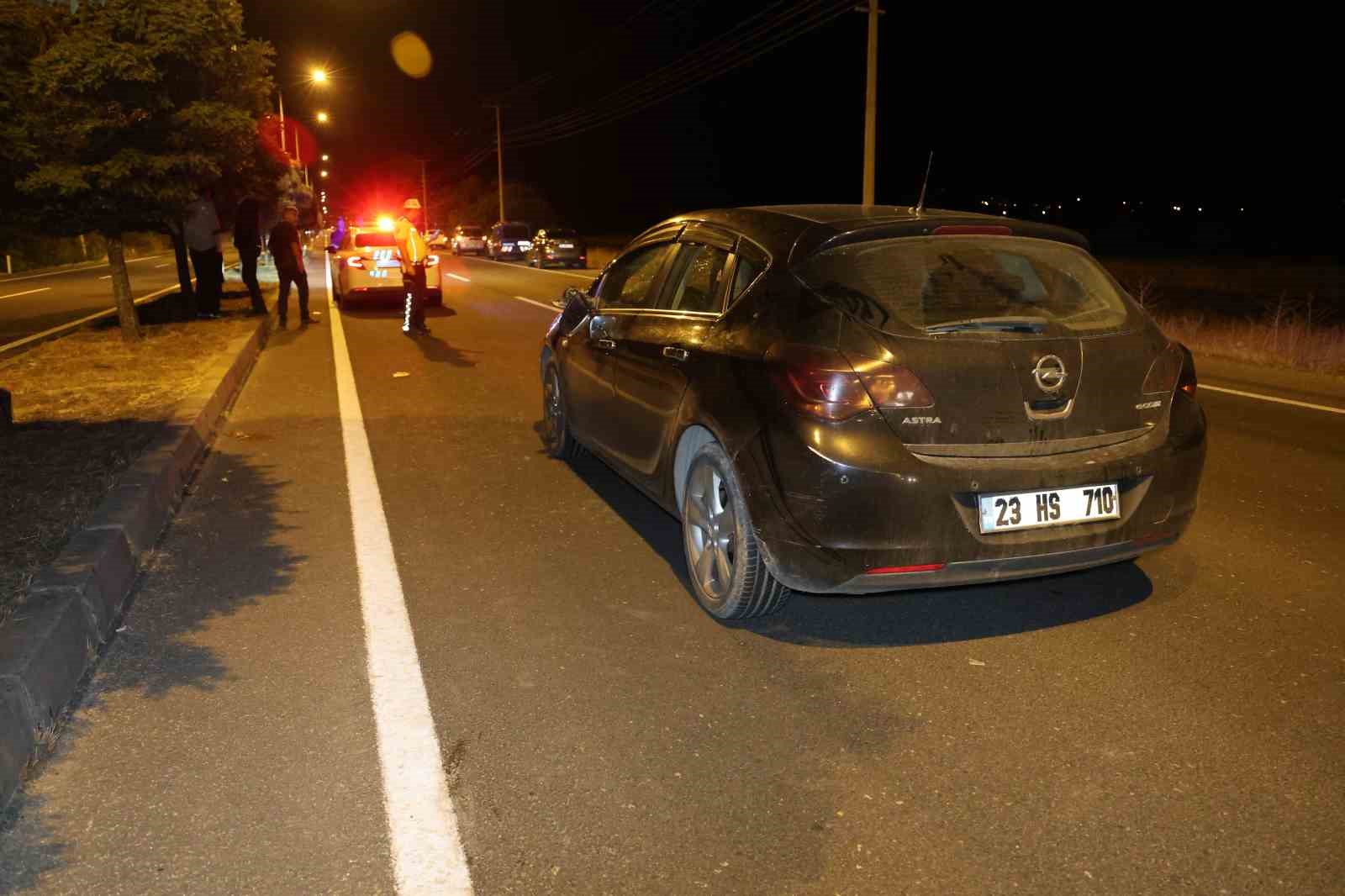 Elazığ’da otomobilin çarptığı kadın ağır yaralandı