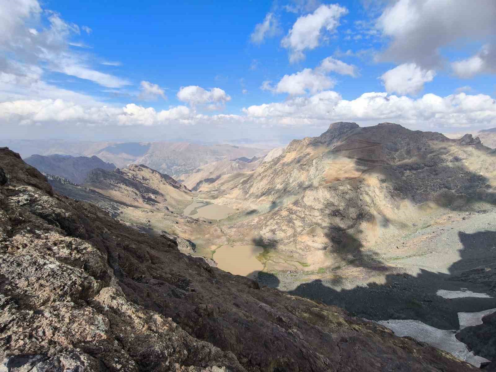 Çekya’dan gelen turistler Yüksekova’nın doğal güzelliklerine hayran kaldı